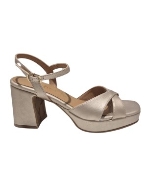 Sandalia Daniela Vega 2427 Clever Platino