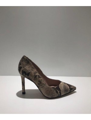 Salón Ángel Alarcón 19272 Print